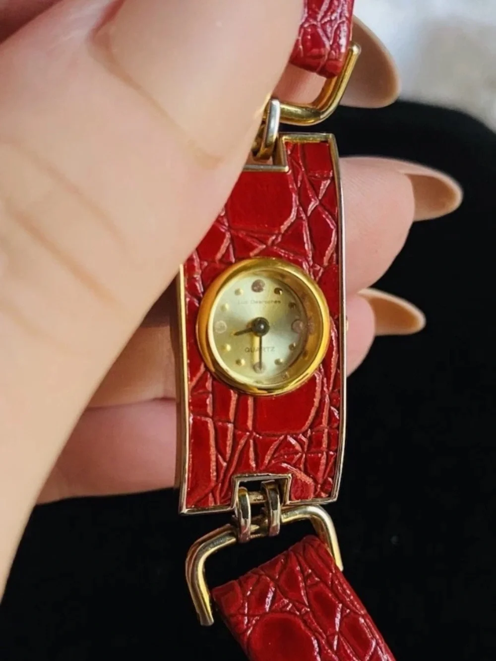 Vintage Luc Desroches Ladies Red Leather Quartz Watch Faux Crocodile 80’s
